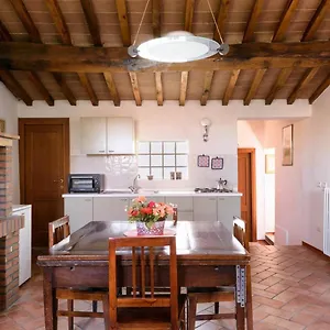 domus-claudiae.it-tuscanyhotel.com/