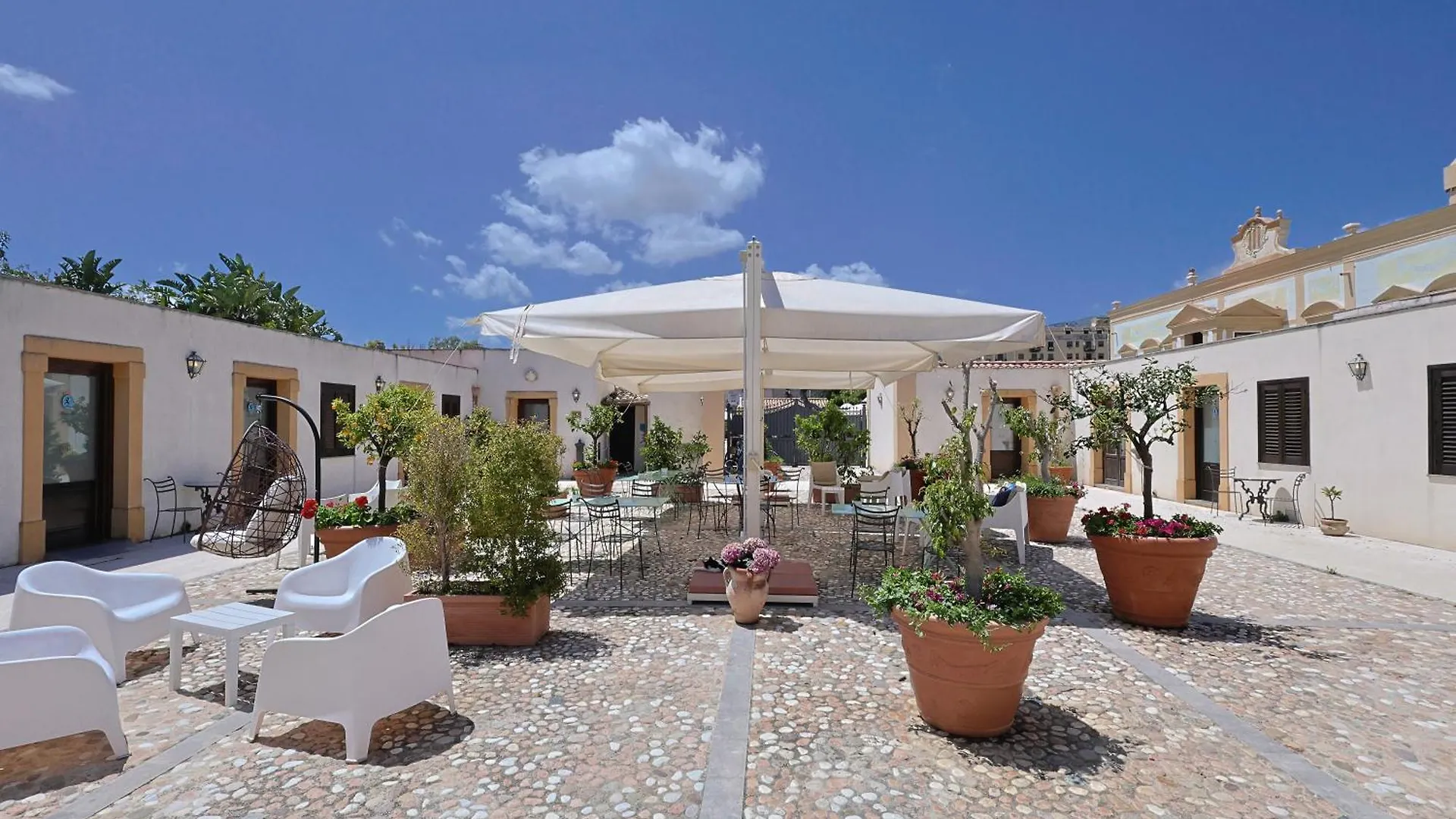Hotel Villa Lampedusa Palermo 3*,