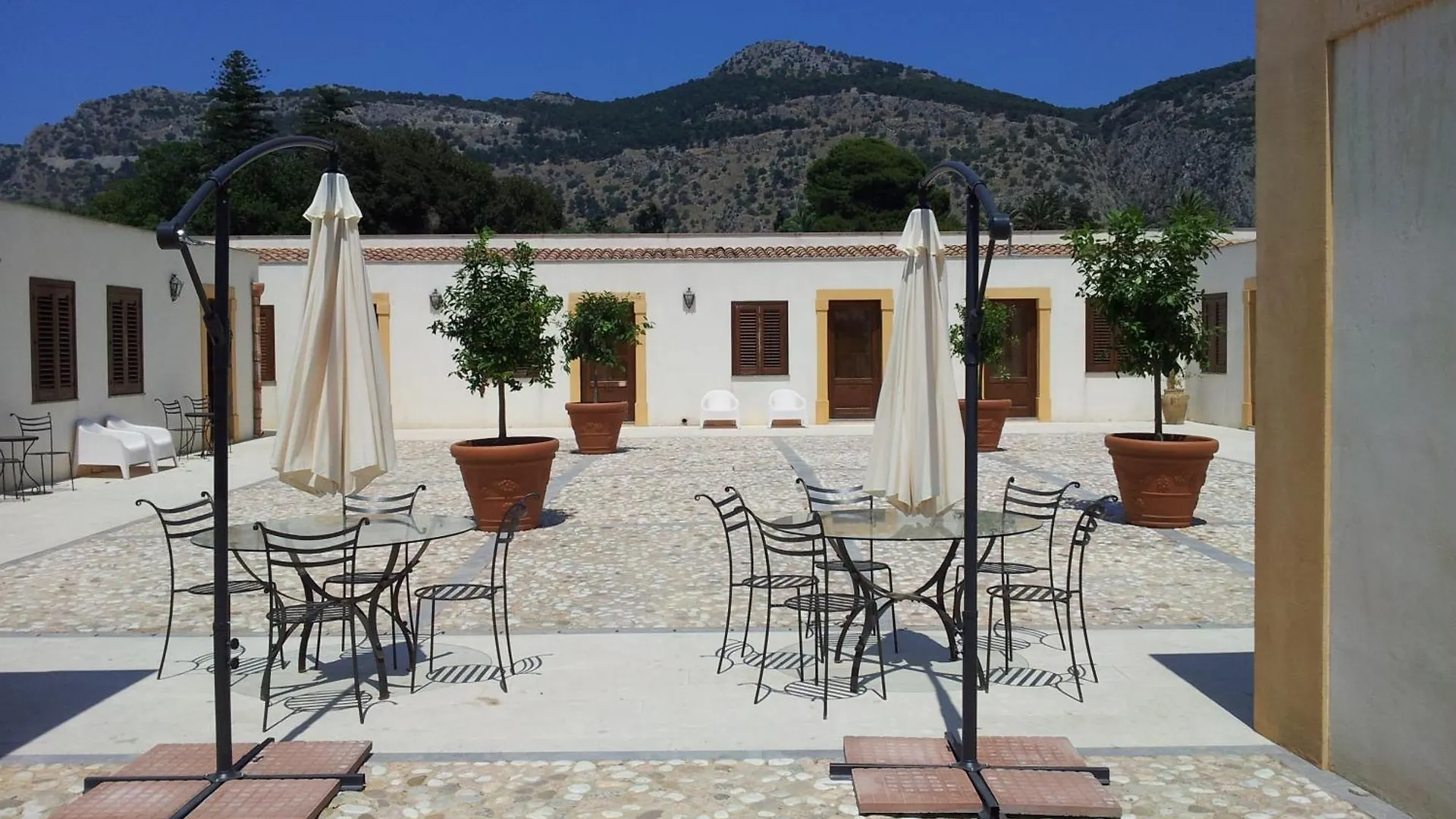 Hotel apartamentowy Villa Lampedusa Palermo